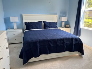 6 habitaciones, tabla de planchar con plancha, wifi y ropa de cama 