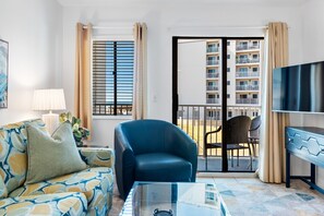 Smart-TV, DVD-Player, Bücher