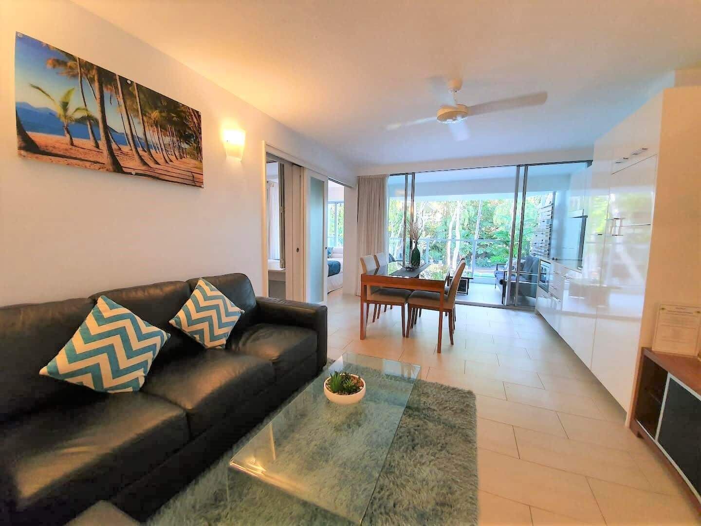 Palm Cove Beach Apartment - Palm Cove