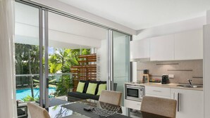 Unclassified image, 3 of 45, button - Palm Cove Beach Apartment (Palm Cove)