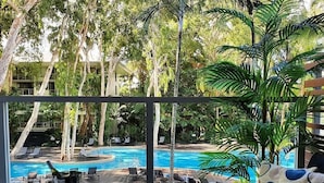 Unclassified image, 2 of 45, button - Palm Cove Beach Apartment (Palm Cove)