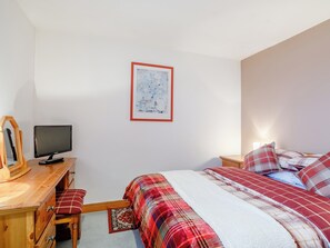 1 bedroom, free WiFi, bed sheets