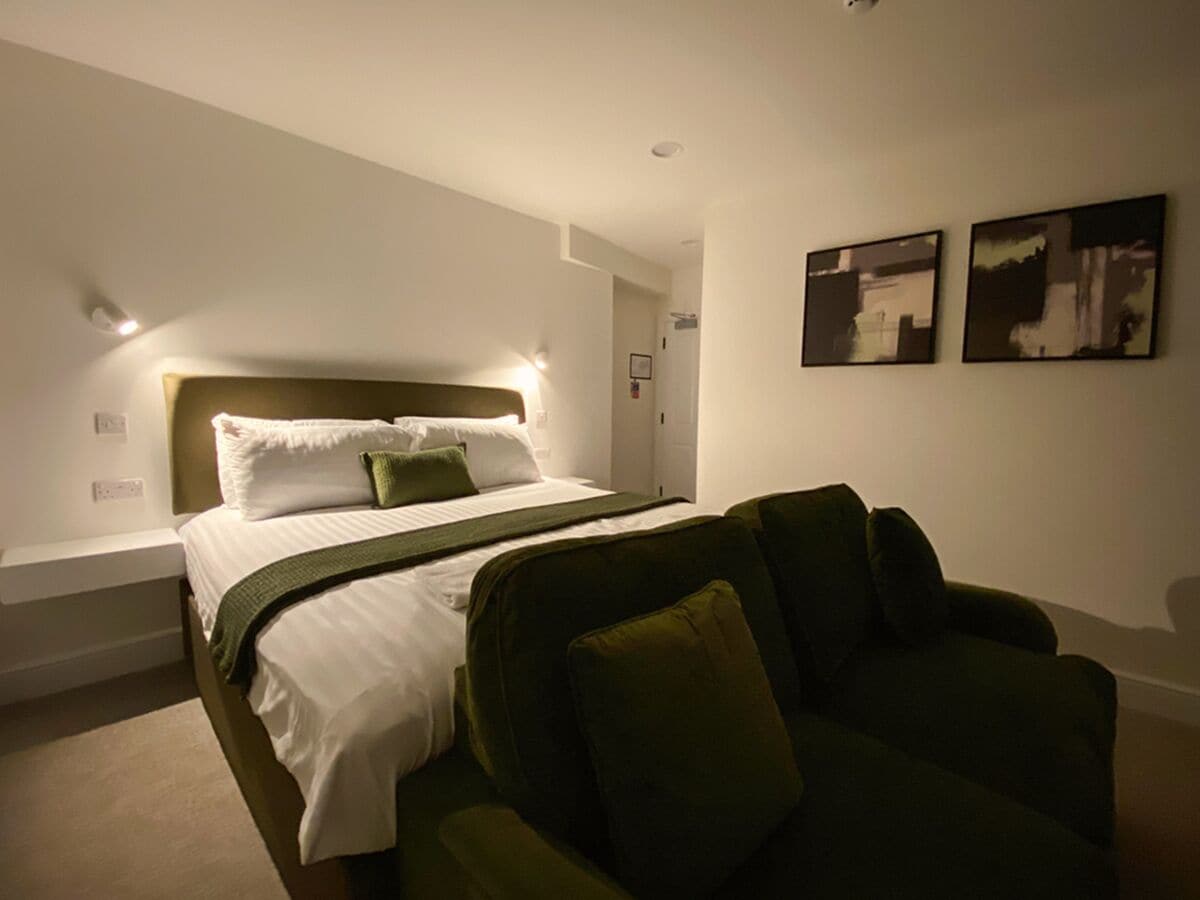 Studio, 1 King Bed with Sofa bed, Sea View | Iron/ironing board, free WiFi, bed sheets