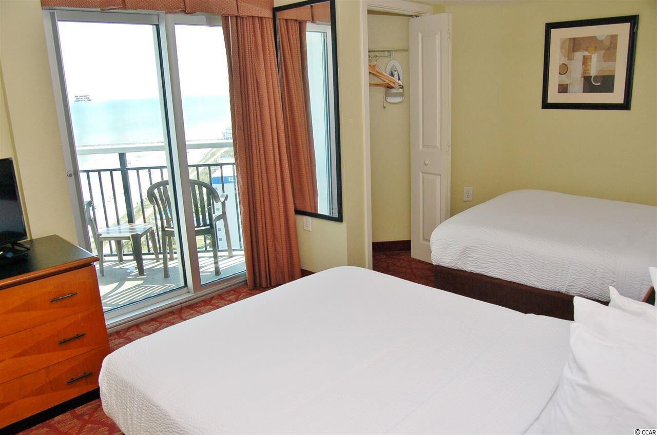 Luxury Ocean View Studio, 18th Floor at Bayview Resort, Myrtle Beach