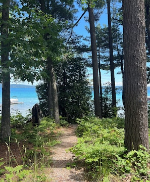 Property grounds - Historic Glen Lake Cottage with Private Waterfront & Dock (Glen Arbor)