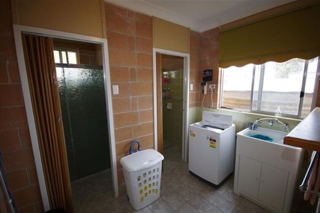 A 1970's fishing shack in the heart of Stansbury. — image 8