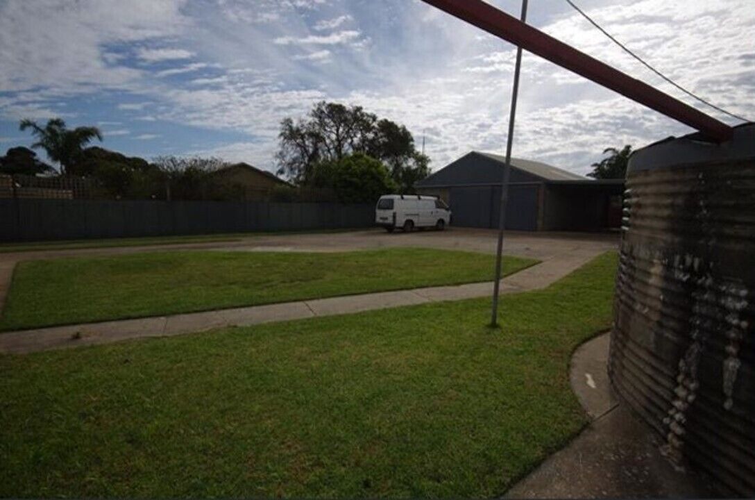 A 1970's fishing shack in the heart of Stansbury. — image 11