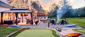 Charming Farm House- Game Room & Hot Tub, Fire Pit