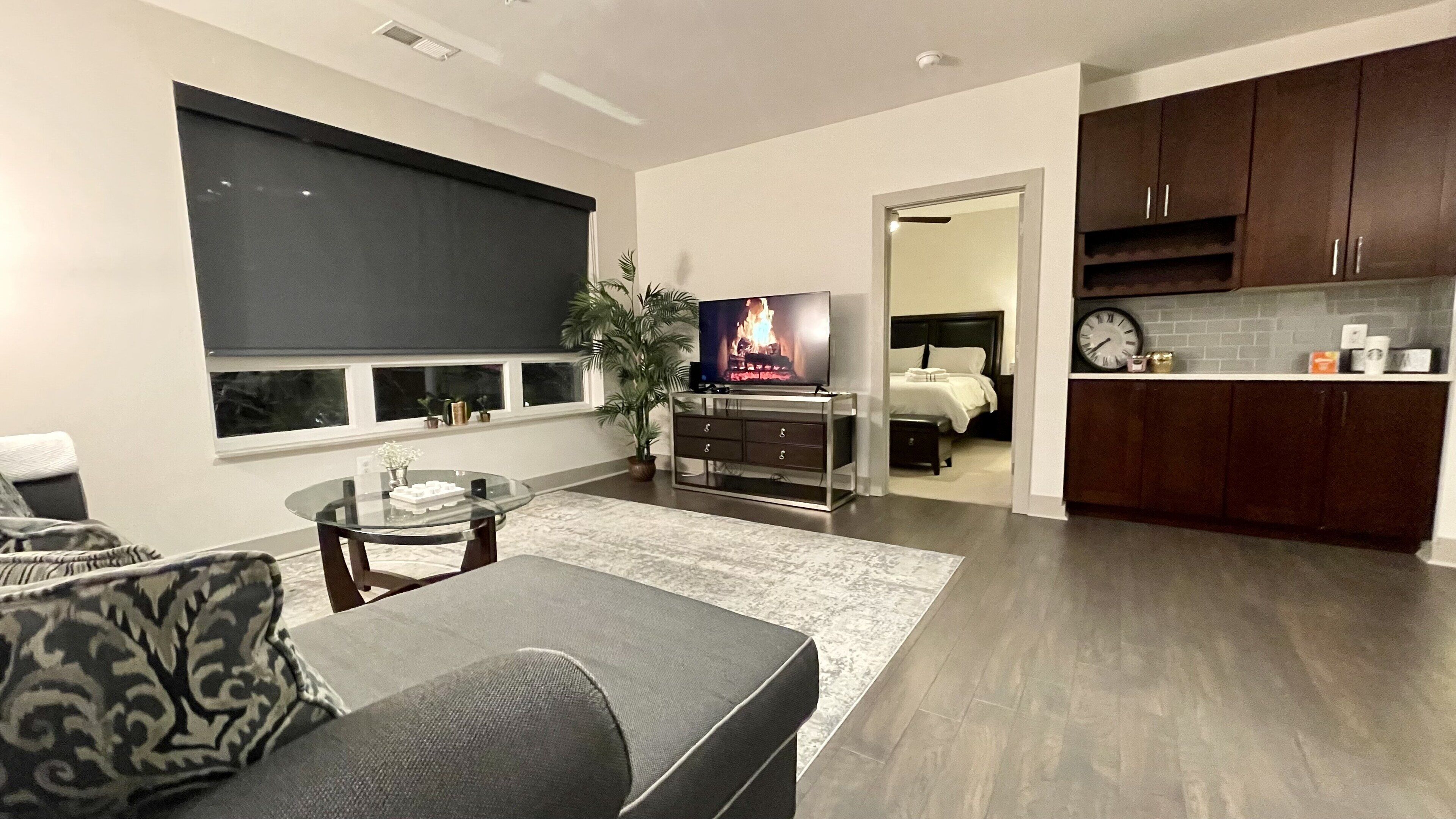 Luxury Apt in Tysons - Mins From Metro - Free Parking