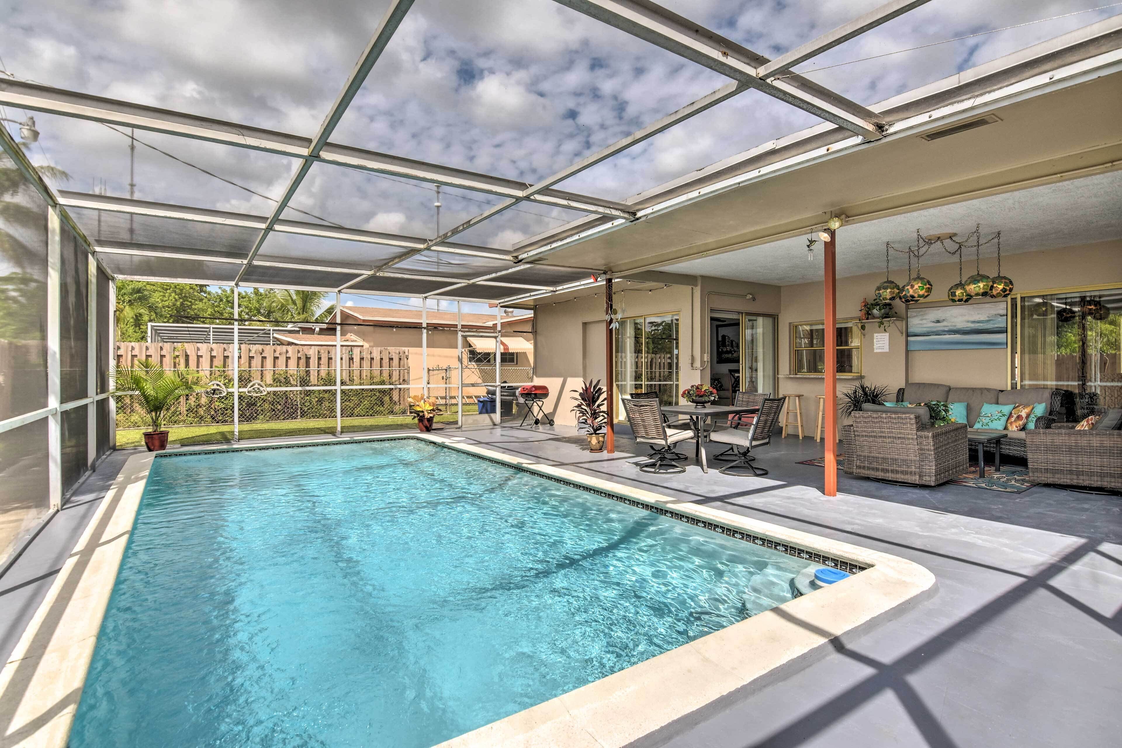 Miami Escape w/ Private Oasis: 6 Mi to Beaches!