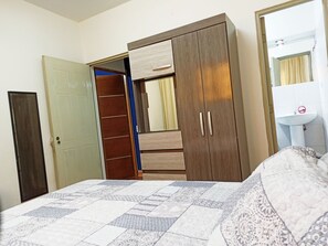 1 Schlafzimmer, Bügeleisen/Bügelbrett, WLAN, Bettwäsche