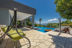Outdoor pool, a heated pool - Villa Gardens (Crikvenica)