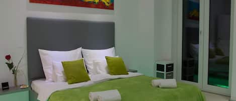 Villa | In-room safe, iron/ironing board, free WiFi