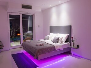 Villa | In-room safe, iron/ironing board, free WiFi