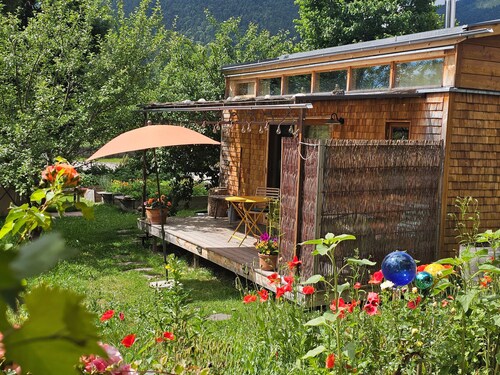 Charmantes Tiny House "Loft Süd" mit Bergblick, WLAN, Terrasse und Garten