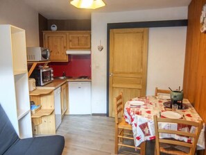 Interior - Argousier 130 B by Interhome (Les Menuires)