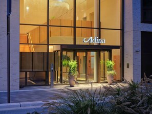Exterior - Adina Apartment Hotel Cologne (Cologne)