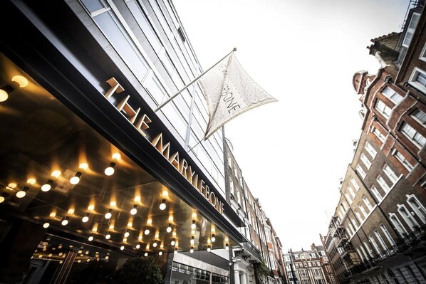 Exterior detail - Relaxing Studio Double Bed At Marylebone (London)