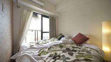 Apartment, Non Smoking | 1 bedroom, desk, iron/ironing board, free WiFi