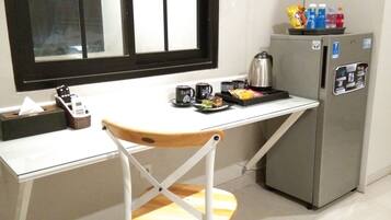 Grand Deluxe Room, Non Smoking | Schreibtisch, kostenloses WLAN, Bettwäsche