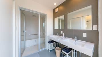 Villa, 3 Bedrooms, Non Smoking | Bathroom sink