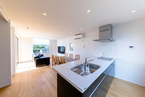 Villa, 3 Bedrooms, Non Smoking | Private kitchenette | Fridge, microwave, stovetop, cookware/dishes/utensils - Frame View Mt.Fuji Villa West (Fujikawaguchiko)