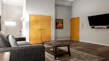 43-inch TV with digital channels