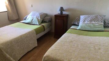 2 sovrum, gratis wi-fi och sÀngklÀder