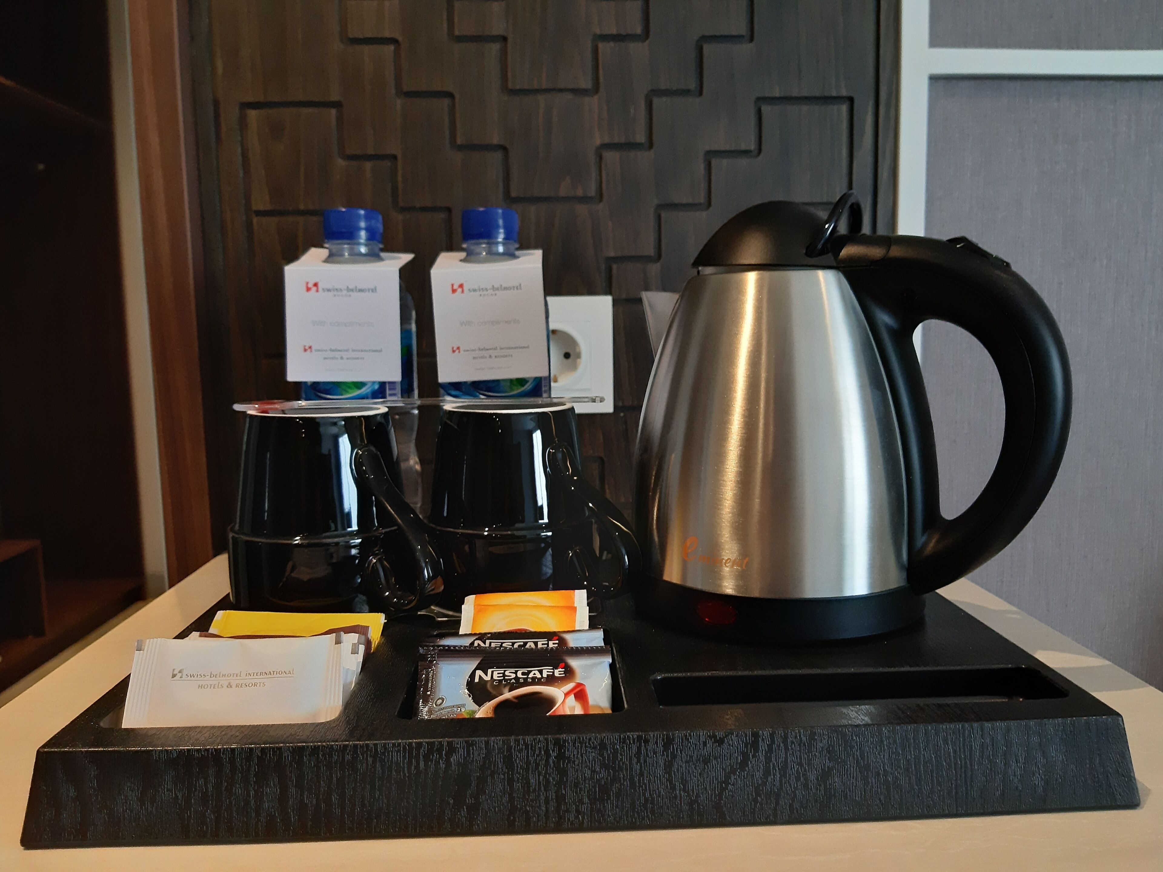 กาแฟและ/หรือเครื่องทำกาแฟ