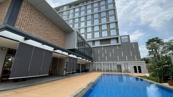 Kolam renang