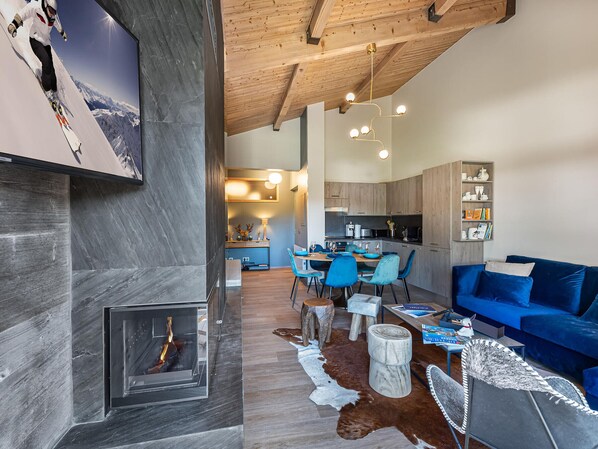 TV, fireplace, offices