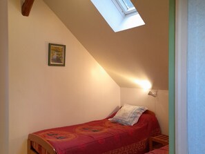 4 bedrooms, free WiFi