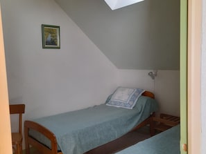 4 bedrooms, free WiFi - Troglodyte house with WiFi, barbecue, and fireplace (Aubigné-Racan)
