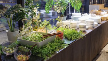 Desayuno buffet todos los días (con cargo)