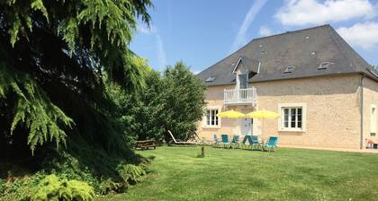 Charming Manor with Garden, Terrace, and Games Room near Le Mans
