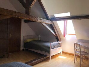 3 bedrooms, free WiFi