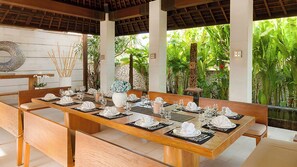 Villa, 6 Bedrooms | 6 bedrooms, desk, iron/ironing board, free WiFi
