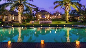 Villa, 6 Bedrooms | 6 bedrooms, desk, iron/ironing board, free WiFi - Villa The Beji (Kerobokan)