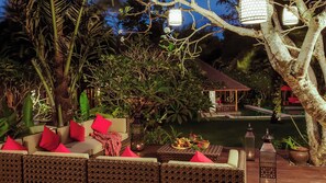 Villa, 6 Bedrooms | 6 bedrooms, desk, iron/ironing board, free WiFi
