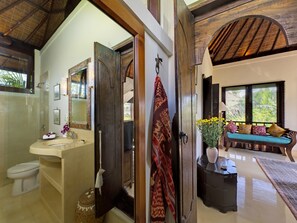 Villa, 4 Bedrooms | Bathroom | Shower, hair dryer, towels, soap - Villa Kakatua (Canggu)