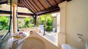 Villa, 3 Bedrooms | Bathroom - Villa Kedidi (Canggu)