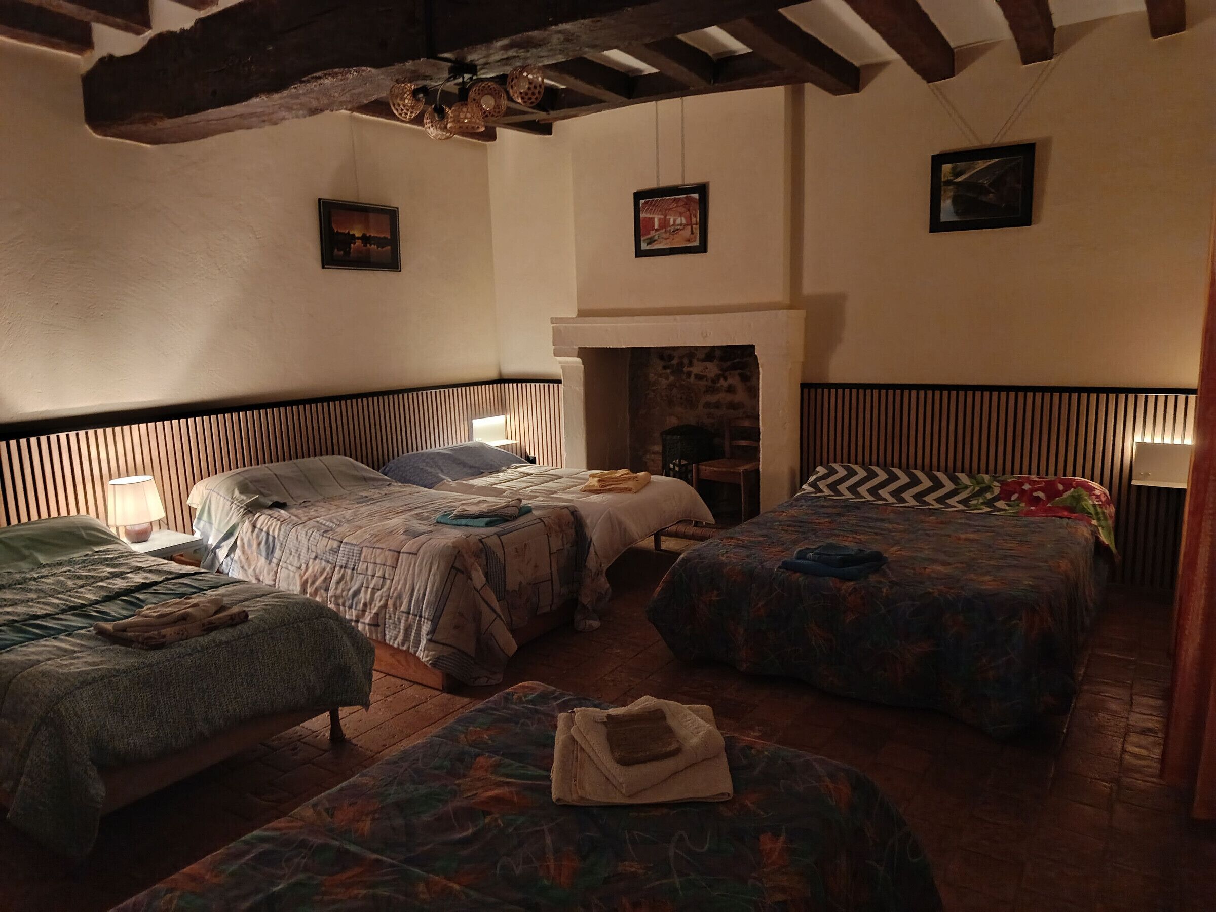Maison Familiale Avec Jardin Clos, Proche Des Activités Et Loisirs, Internet Inclus - Sarthe