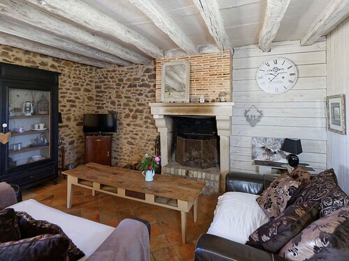 Maison de campagne charmante près du Mans avec terrasse et cadre bucolique