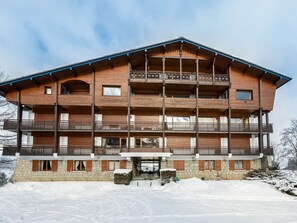 Esterni