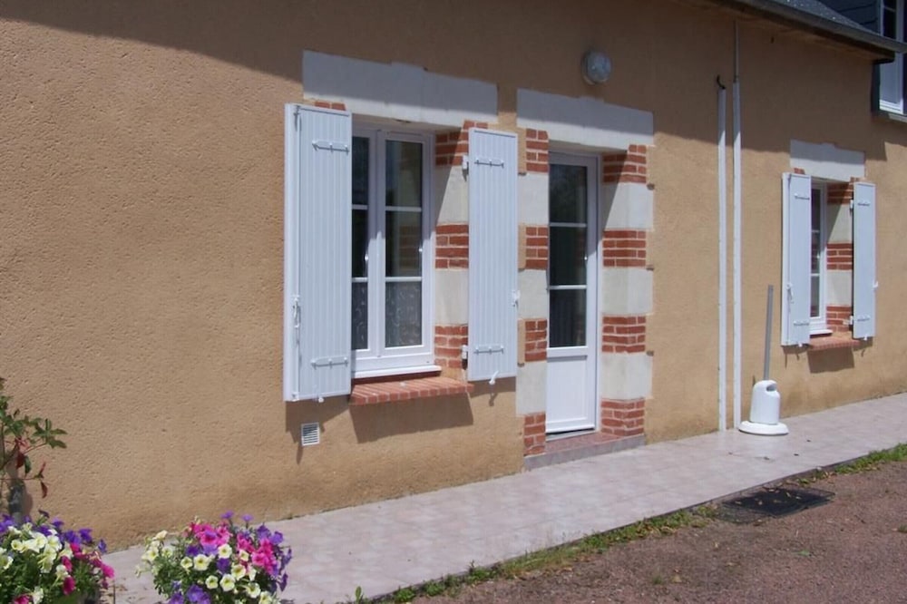Gite La Chapelle-aux-Choux, 2 bedrooms, 4 persons