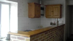 Unclassified image, 2 of 15, button - "Charming Renovated Farmhouse with Bikes in Peaceful Hamlet" (La Chapelle-aux-Choux)