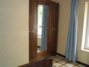 Interior - "Charming Renovated Farmhouse with Bikes in Peaceful Hamlet" (La Chapelle-aux-Choux)