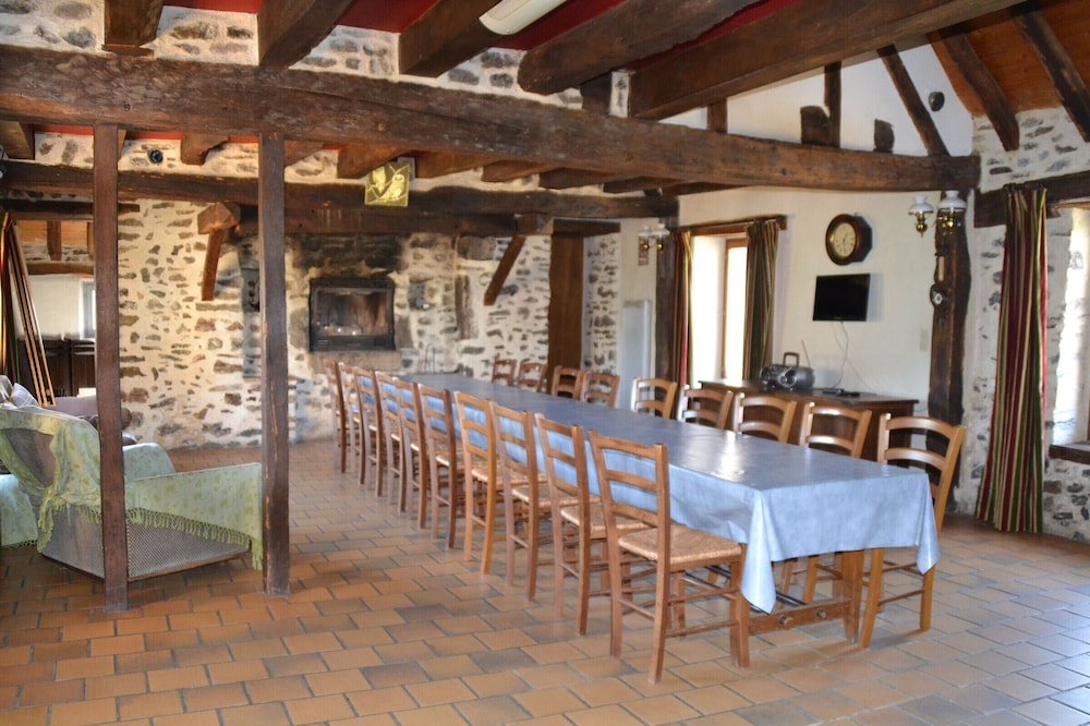 Gite Moncé-en-Belin, 4 bedrooms, 11 persons