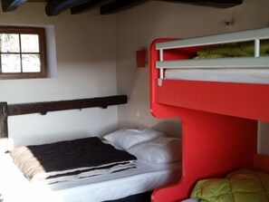 3 bedrooms, free WiFi