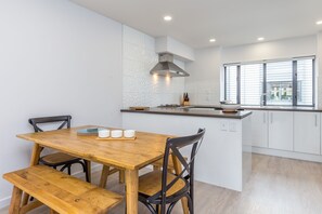 Apartment | In-room dining